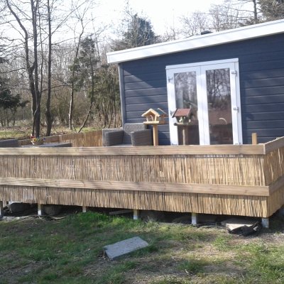 Terras van gebruikt hout